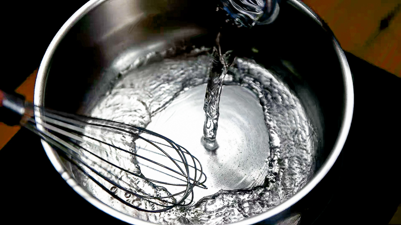 agua para hacer sorbete de frambuesa casero
